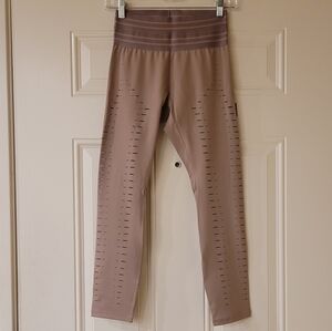 Beloforte Lennox Dusty Rose Leggings